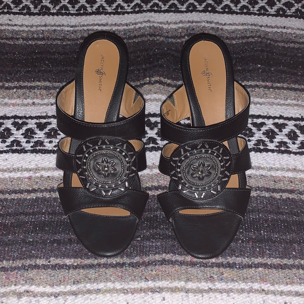 Size 10 Jaclyn Smith Wedge Sandals. Super Comfortable!